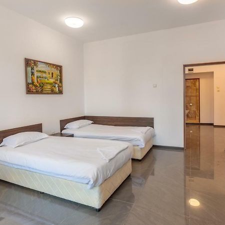 Seaside Guest Rooms Burgas Exterior photo